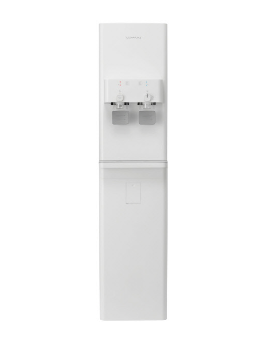 웅진코웨이의 '슬림 스탠드 정수기'(제품명 CHP-5710L) <웅진코웨이 제공>